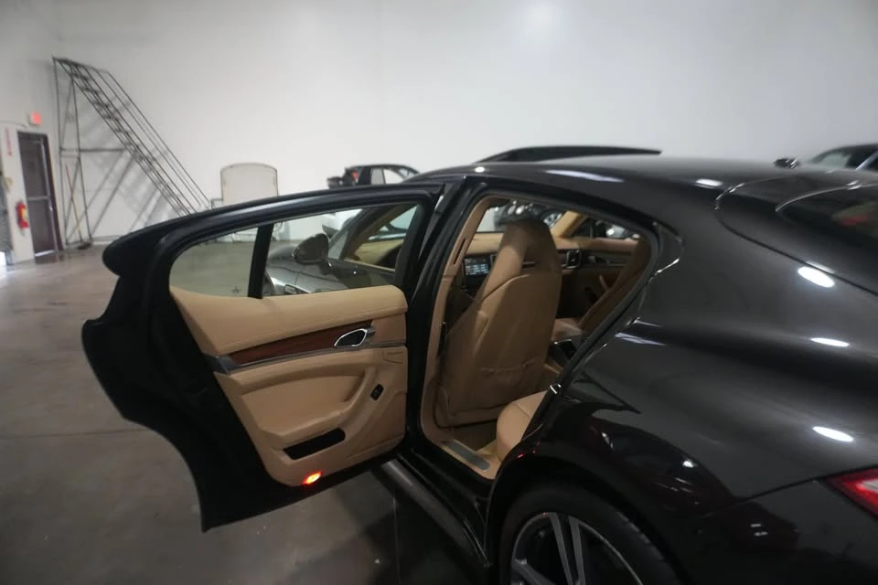 2011 Porsche 970 Panamera - Image 18 of 20