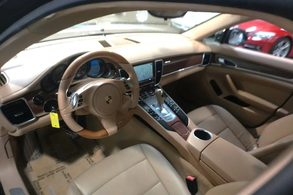 2011 Porsche 970 Panamera - Image 9 of 20