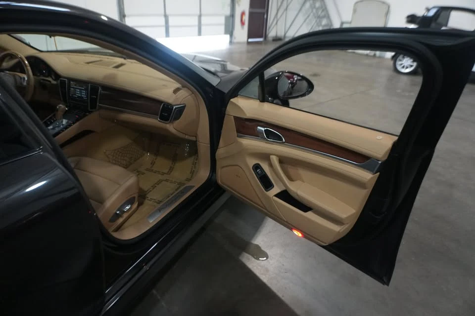 2011 Porsche 970 Panamera - Image 12 of 20