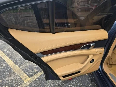 2011 Porsche 970 Panamera - Image 16 of 19