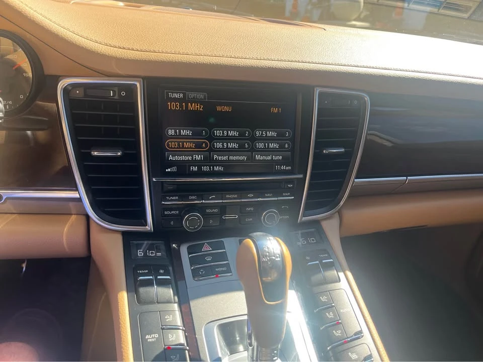 2011 Porsche 970 Panamera 4S - Image 10 of 15