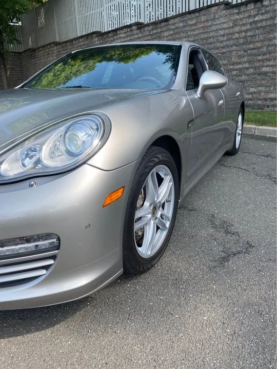 2011 Porsche 970 Panamera 4S - Image 3 of 14