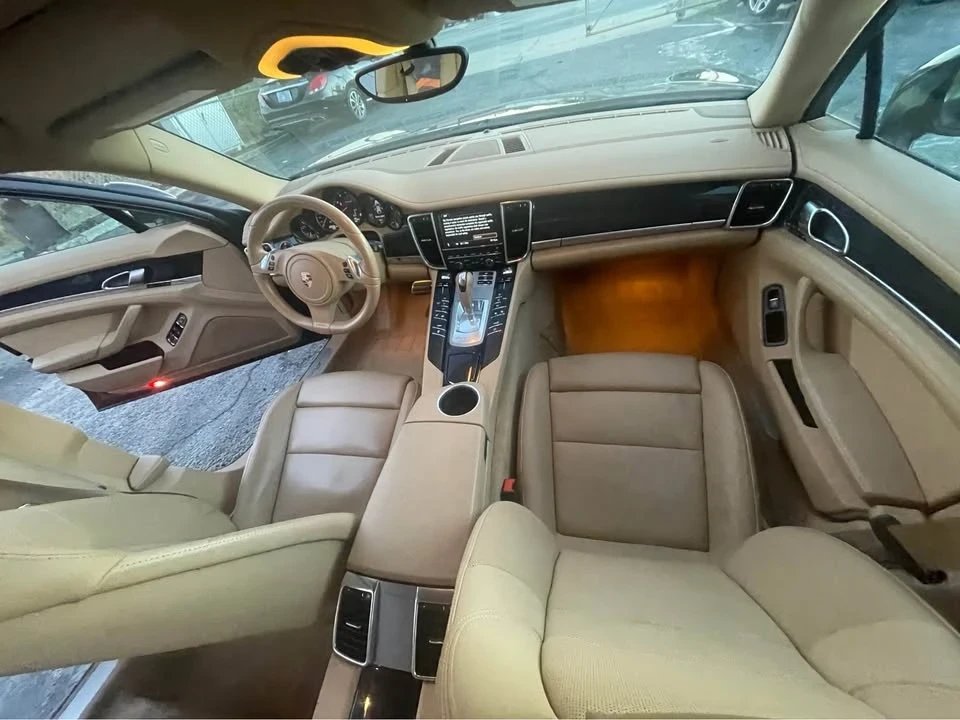 2011 Porsche 970 Panamera 4S - Image 10 of 17