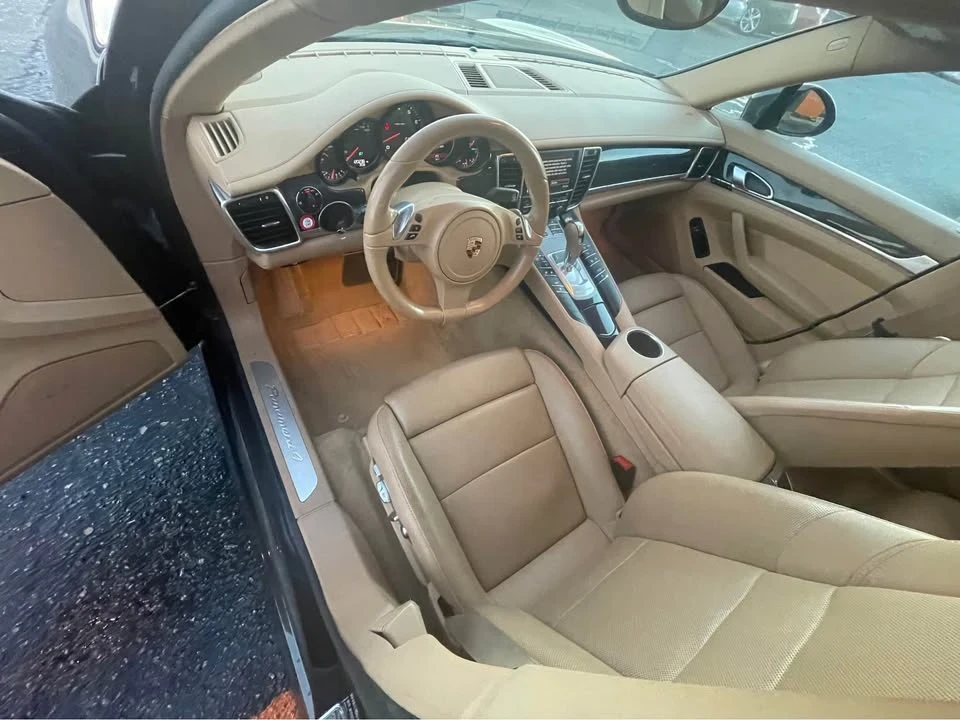 2011 Porsche 970 Panamera 4S - Image 12 of 17