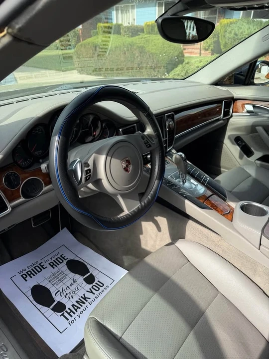 2011 Porsche 970 Panamera - Image 10 of 13