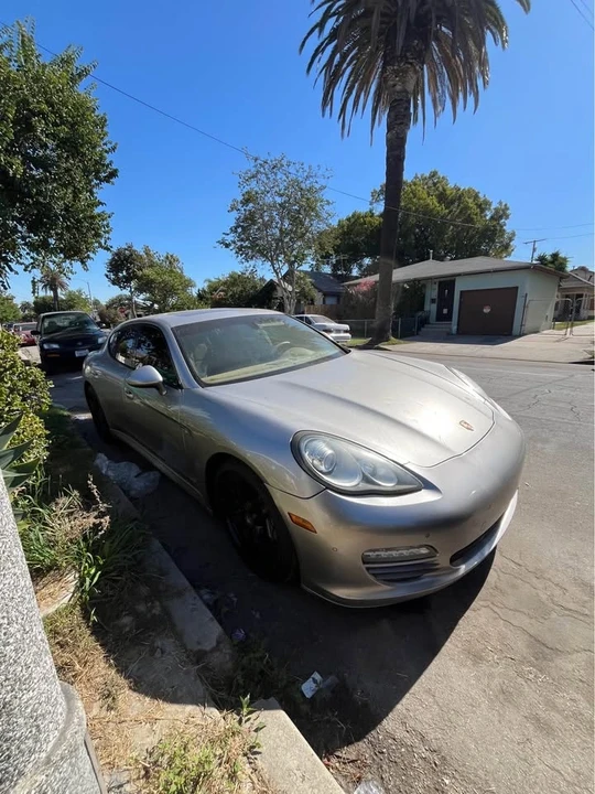 2011 Porsche 970 Panamera 4S - Image 2 of 5