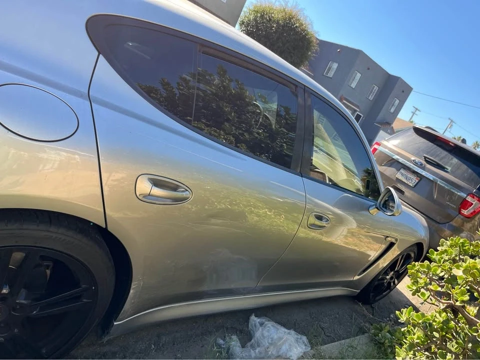 2011 Porsche 970 Panamera 4S - Image 5 of 5