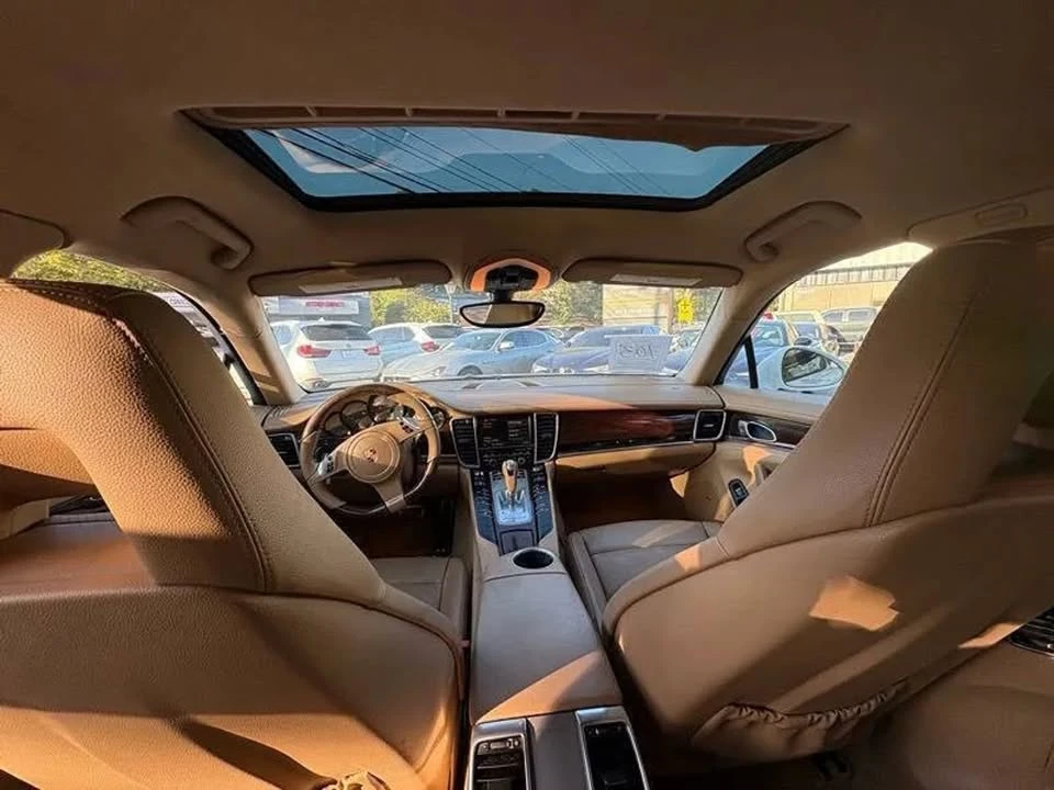 2011 Porsche 970 Panamera 4S - Image 9 of 18