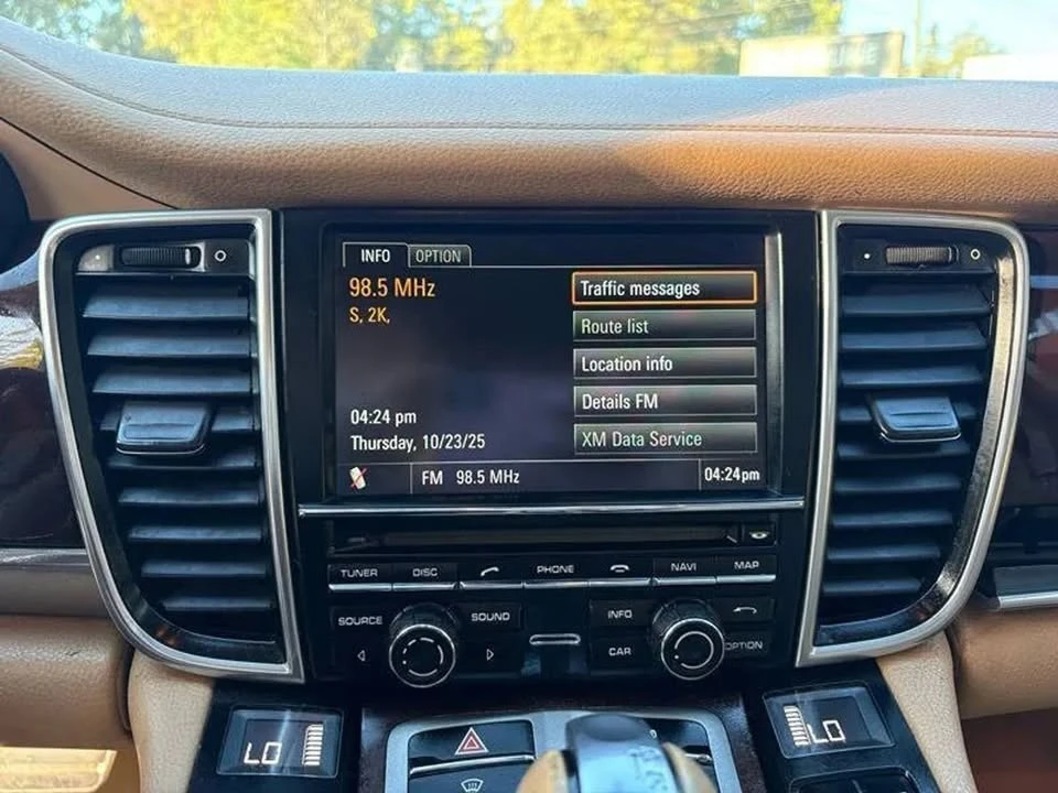 2011 Porsche 970 Panamera 4S - Image 11 of 18