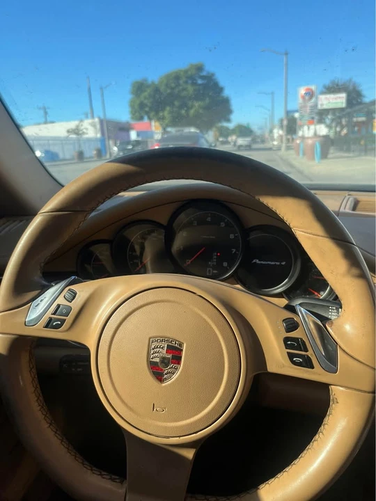 2011 Porsche 970 Panamera 4S - Image 6 of 6