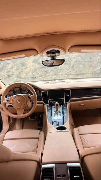 2011 Porsche 970 Panamera - Image 10 of 11