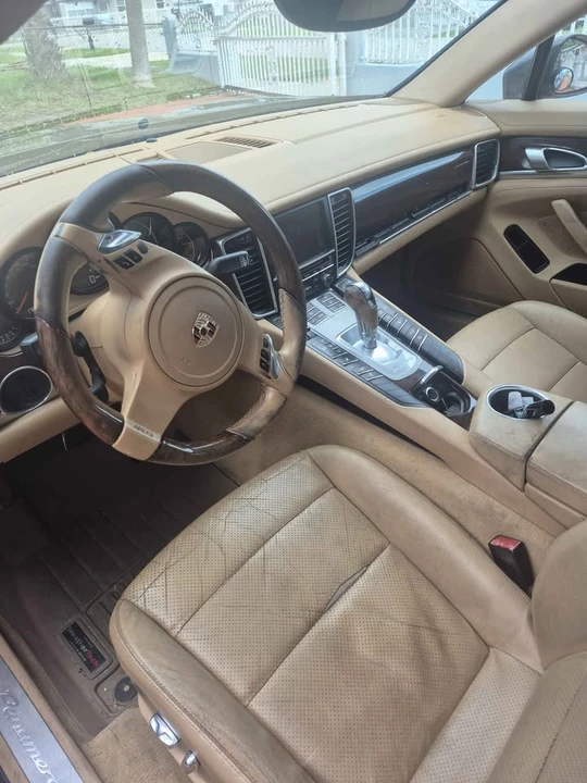 2011 Porsche 970 Panamera 4S - Image 6 of 6