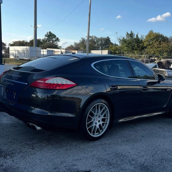 2011 Porsche 970 Panamera 4S - Image 6 of 11