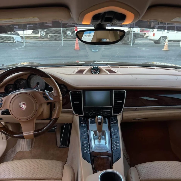 2011 Porsche 970 Panamera 4S - Image 9 of 11