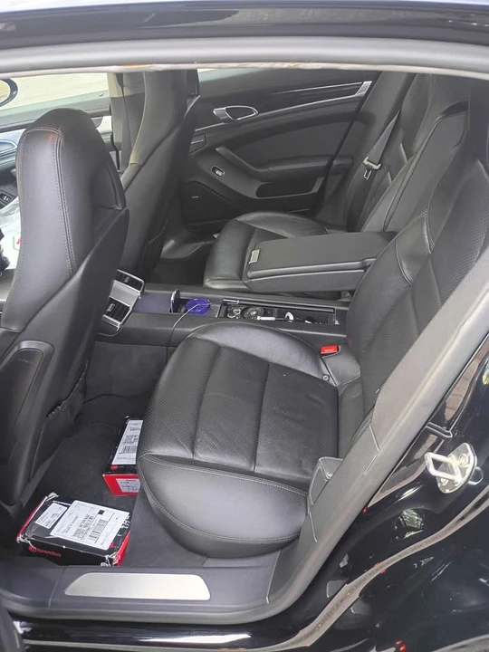 2011 Porsche 970 Panamera - Image 14 of 18
