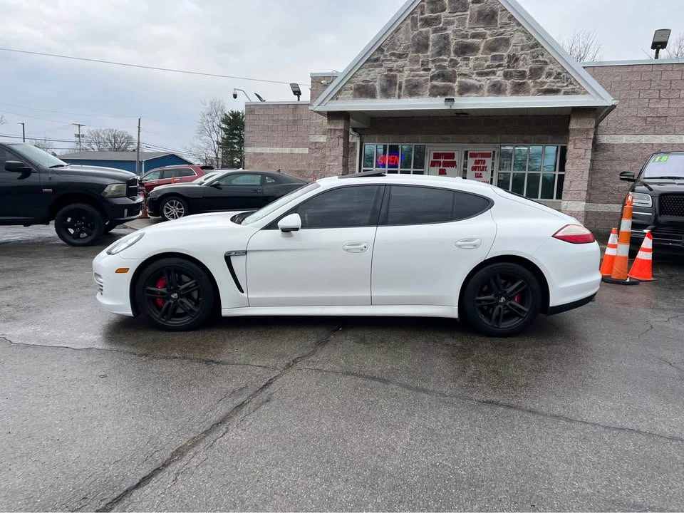 2011 Porsche 970 Panamera - Image 2 of 16