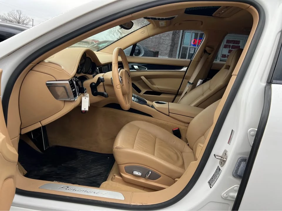 2011 Porsche 970 Panamera - Image 11 of 16
