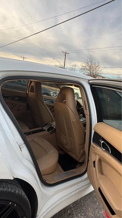 2011 Porsche 970 Panamera - Image 9 of 13