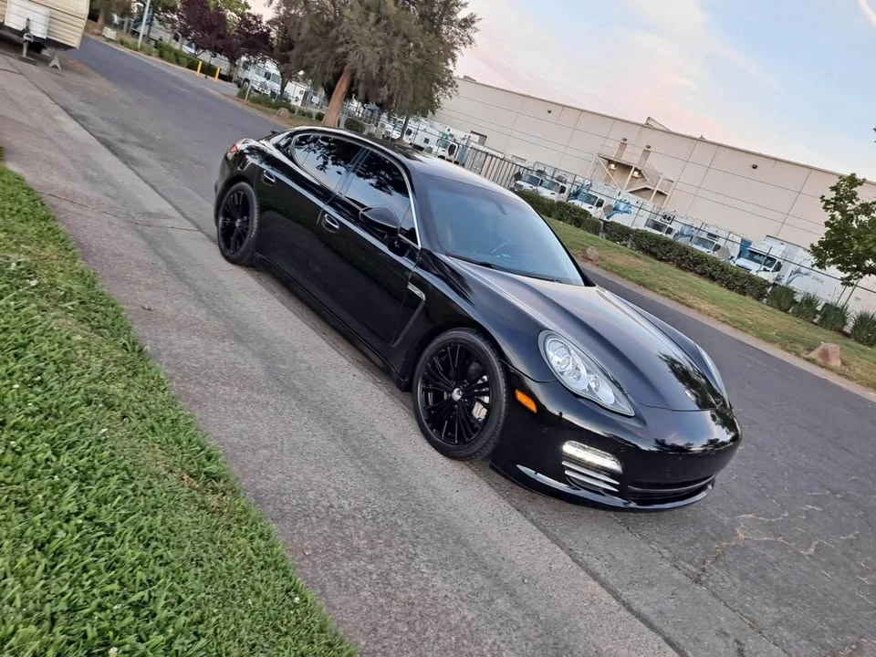 2011 Porsche 970 Panamera - Image 10 of 11