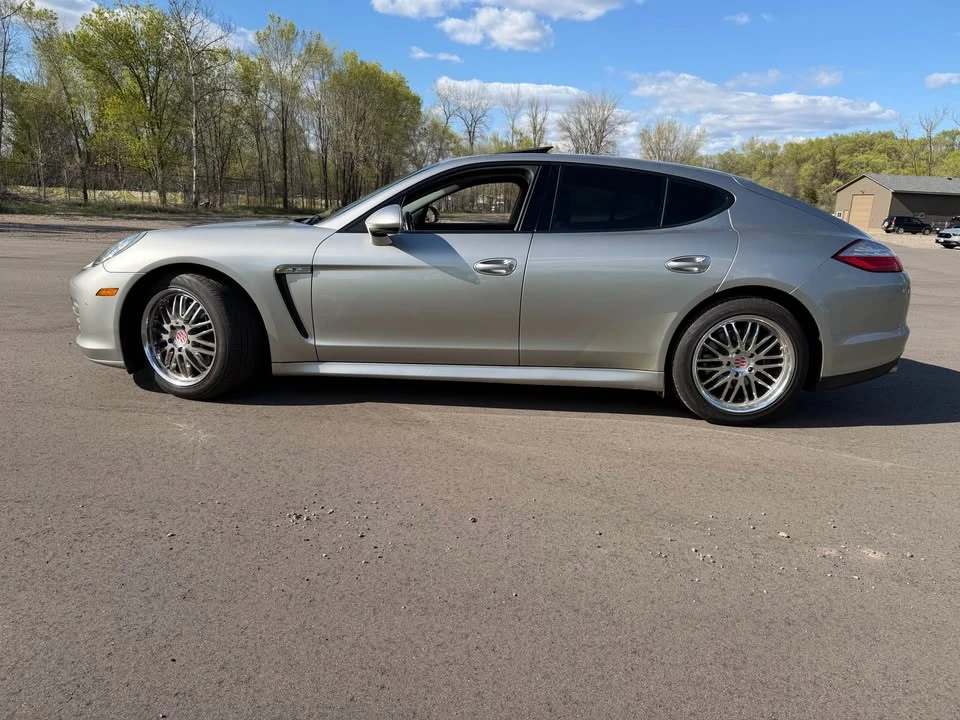 2011 Porsche 970 Panamera - Image 6 of 16