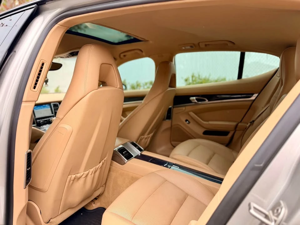 2011 Porsche 970 Panamera - Image 11 of 12