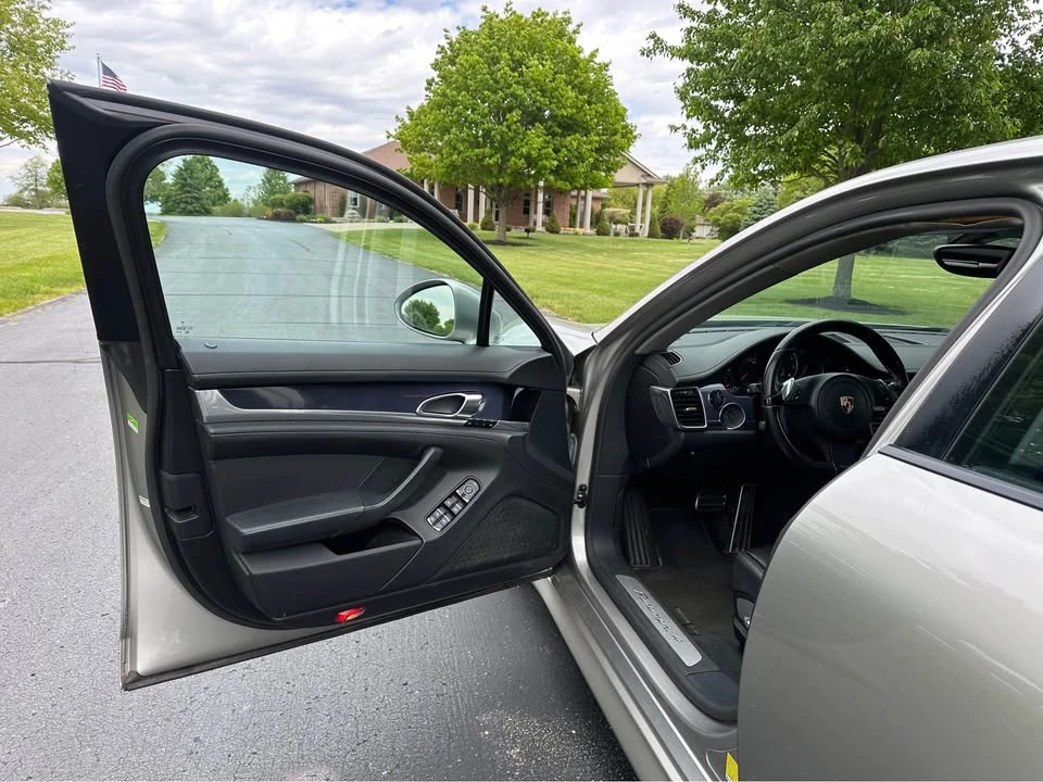 2011 Porsche 970 Panamera - Image 19 of 20