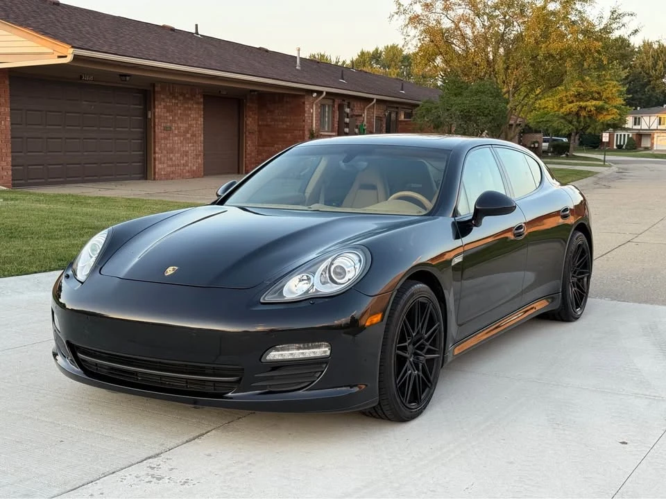 2011 Porsche 970 Panamera 4S - Image 11 of 12