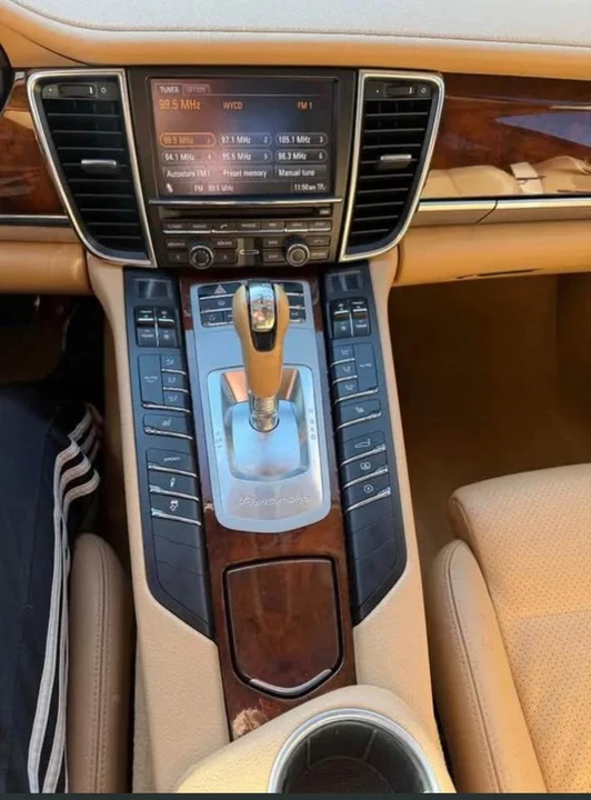 2011 Porsche 970 Panamera - Image 8 of 12