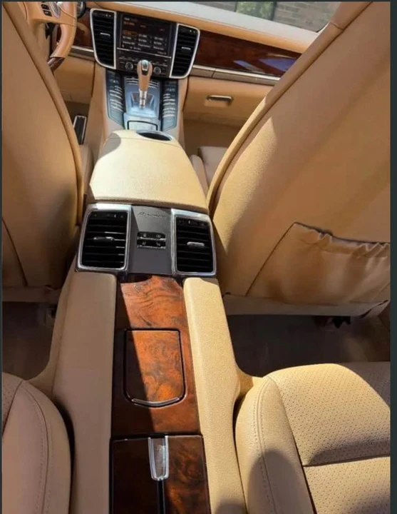 2011 Porsche 970 Panamera - Image 10 of 12
