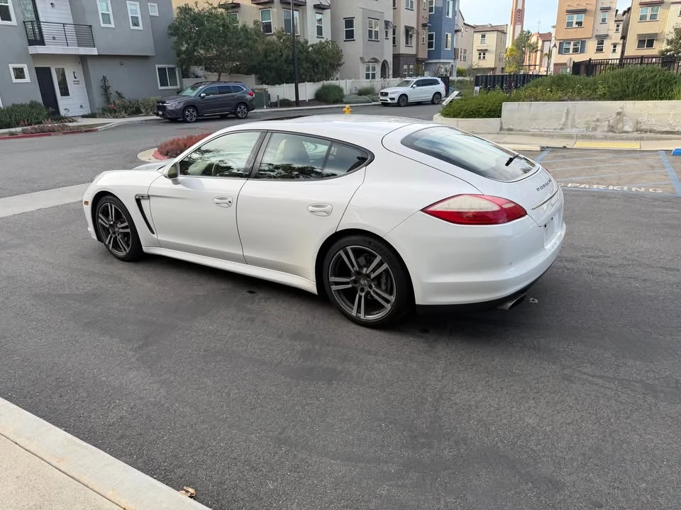 2011 Porsche 970 Panamera - Image 6 of 16