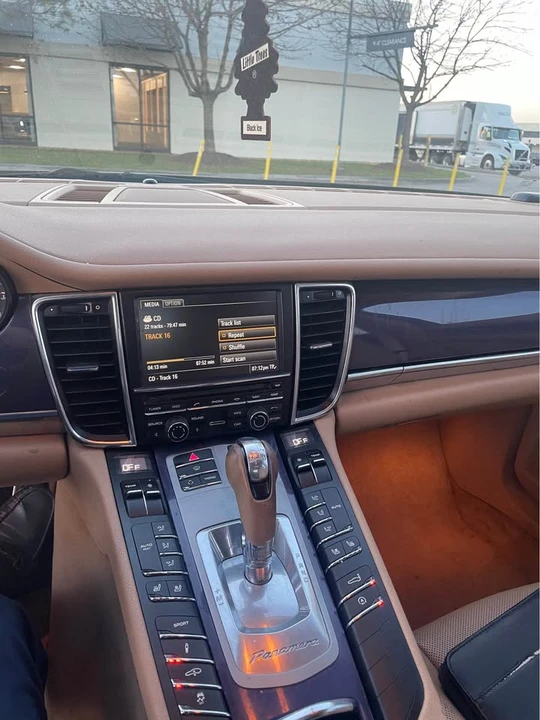 2011 Porsche 970 Panamera - Image 10 of 12