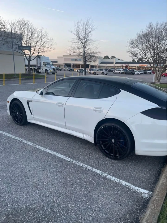 2011 Porsche 970 Panamera - Image 6 of 12