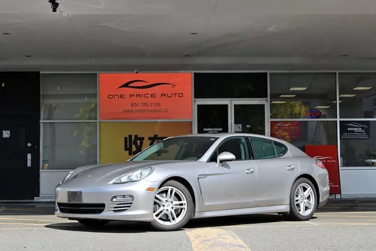 2011 Porsche Panamera 4