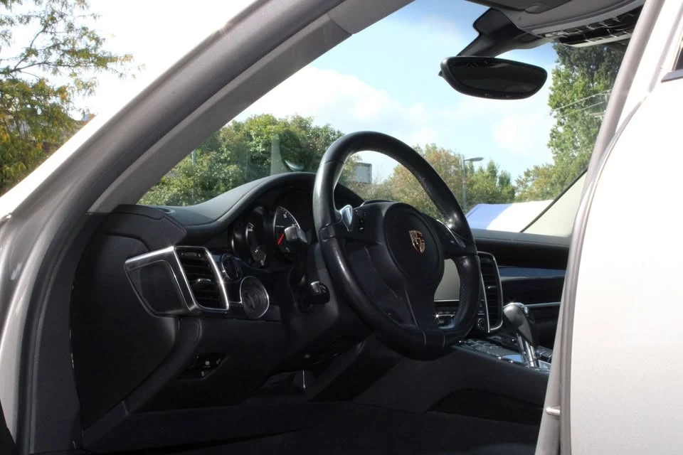 2011 Porsche 970 Panamera - Image 8 of 20