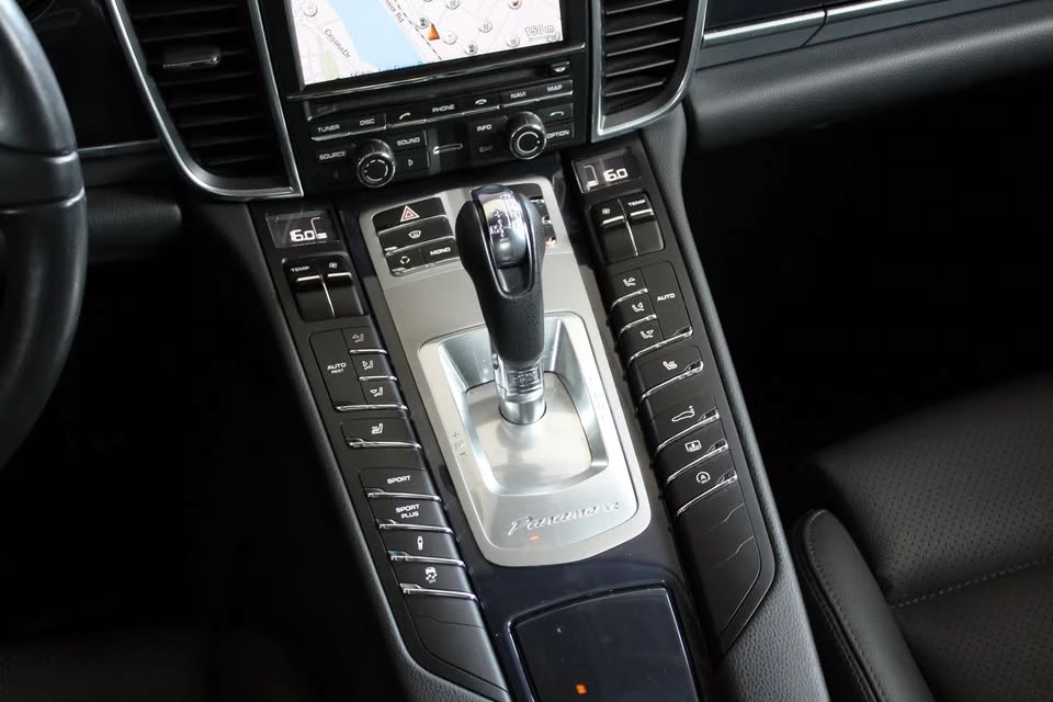 2011 Porsche 970 Panamera - Image 15 of 20