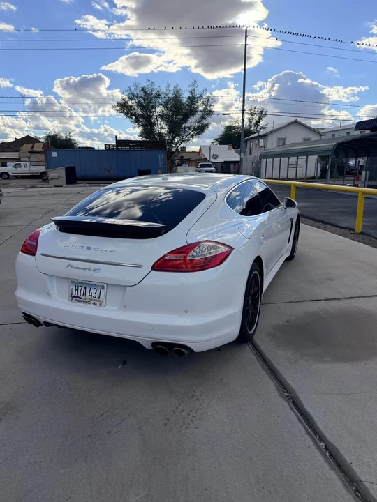 2011 Porsche 970 Panamera 4S - Image 4 of 10