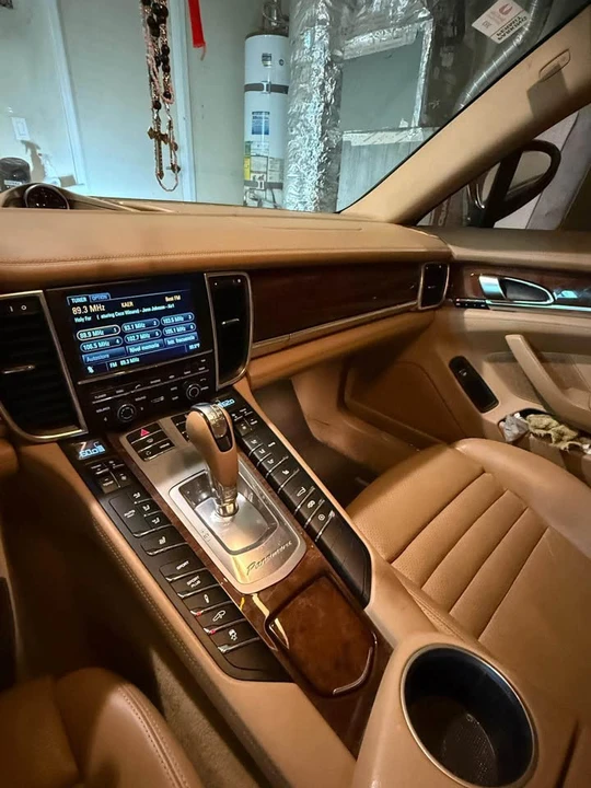 2011 Porsche 970 Panamera 4S - Image 6 of 6