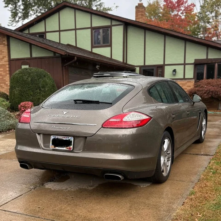 2011 Porsche 970 Panamera 4S - Image 4 of 4