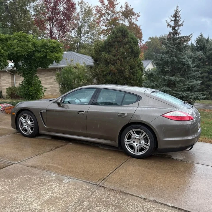 2011 Porsche 970 Panamera 4S - Image 2 of 4