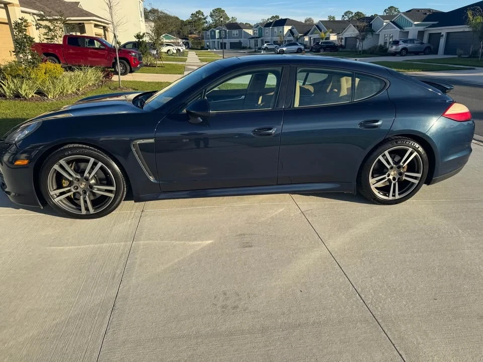2011 Porsche 970 Panamera 4S - Image 2 of 5