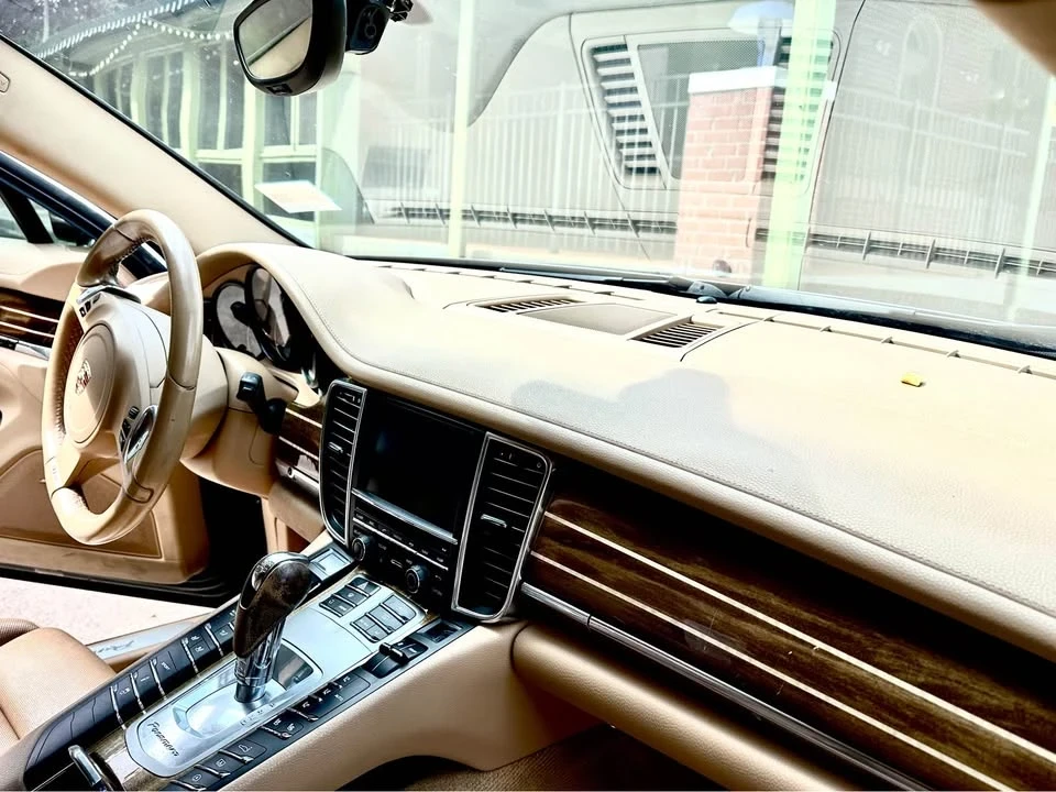 2011 Porsche 970 Panamera 4S - Image 7 of 12