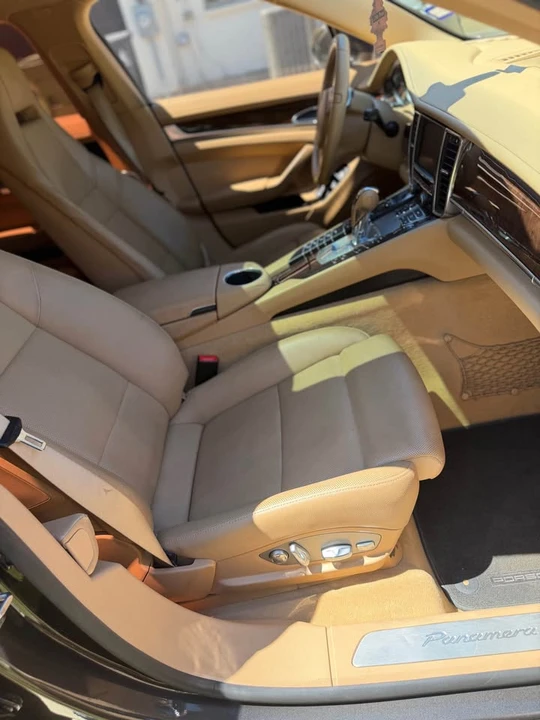2011 Porsche 970 Panamera 4S - Image 6 of 7