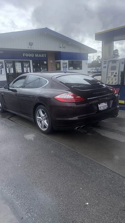2011 Porsche 970 Panamera 4S - Image 5 of 11
