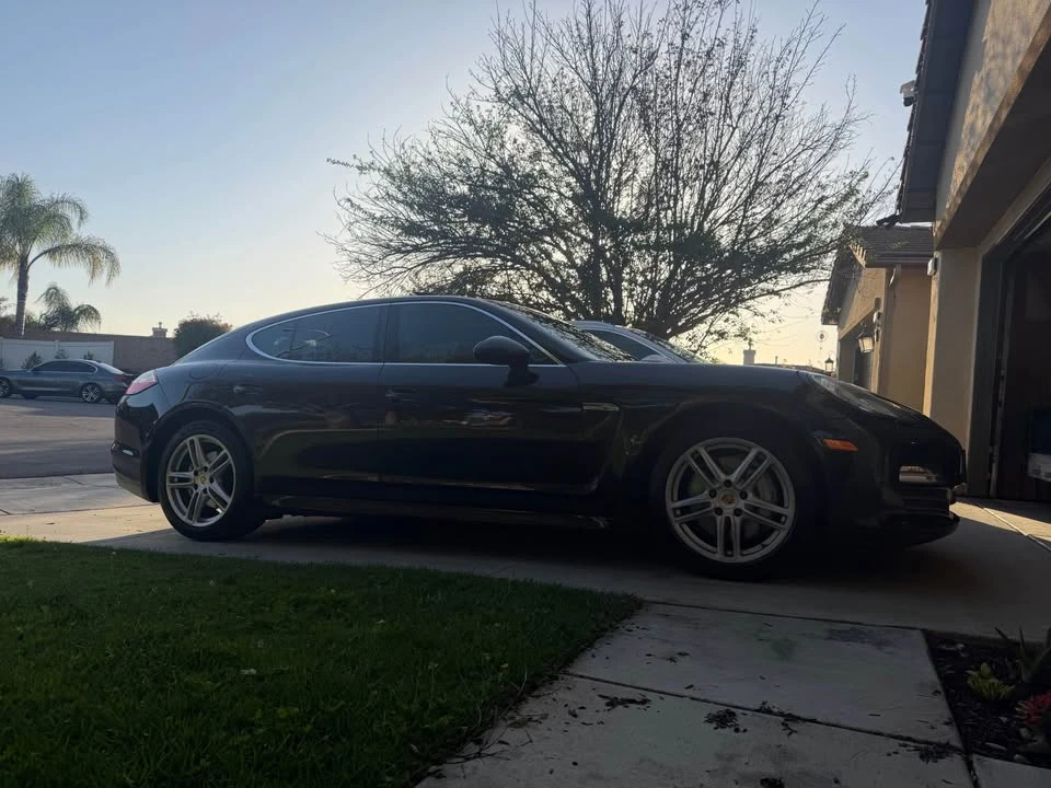 2011 Porsche 970 Panamera 4S - Image 3 of 11
