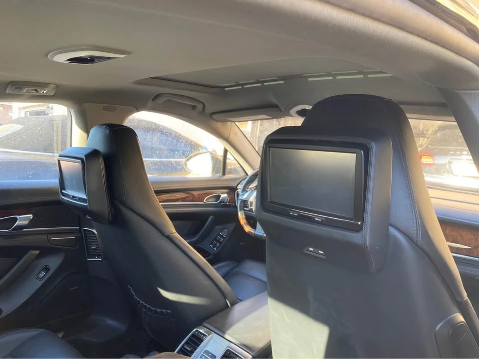 2011 Porsche 970 Panamera 4S - Image 4 of 11