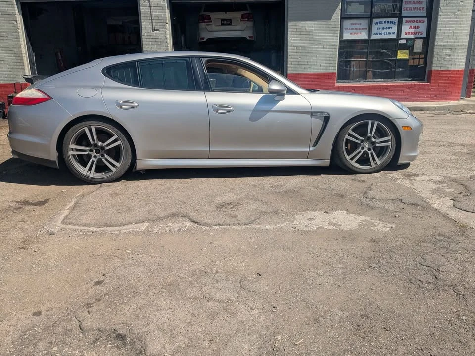 2011 Porsche 970 Panamera 4S - Image 3 of 12