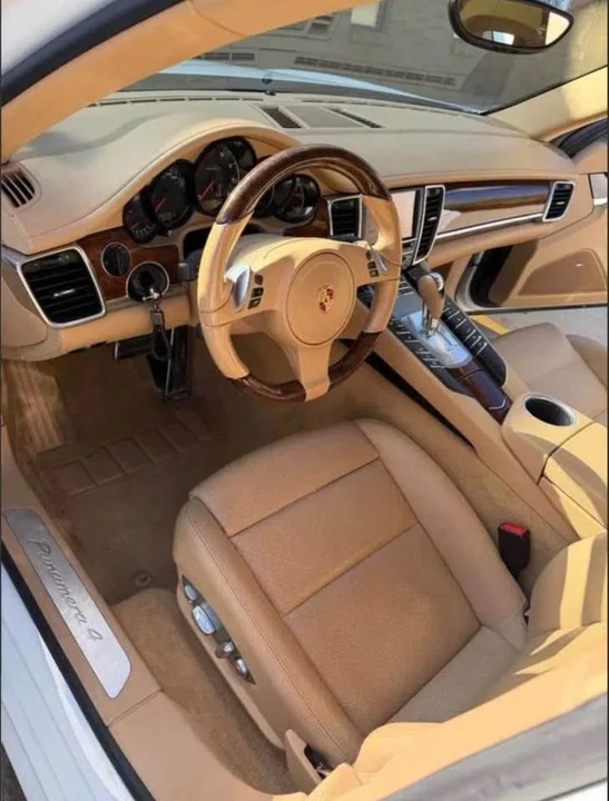 2011 Porsche 970 Panamera 4S - Image 7 of 10