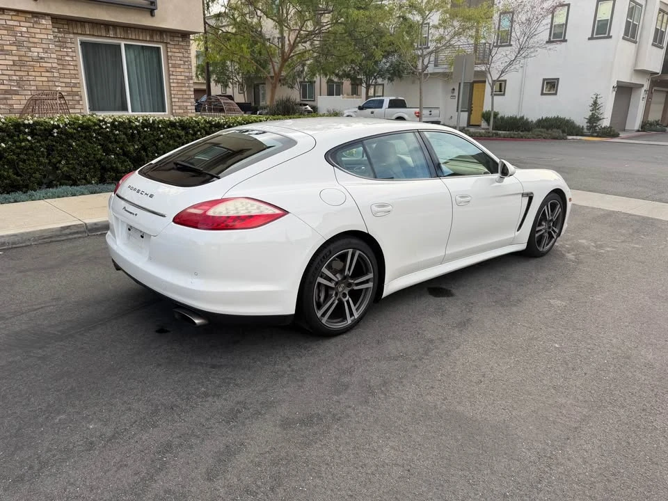 2011 Porsche 970 Panamera 4S - Image 7 of 15