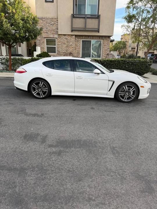 2011 Porsche 970 Panamera 4S - Image 6 of 15
