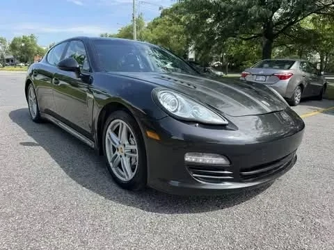 2011 Porsche 970 Panamera 4S - Image 2 of 11